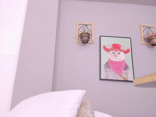 wow_prettyboobs teasing her hubby