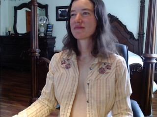 thornbury_rose plump bitch creases her boobs