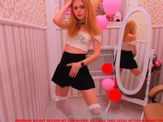 tinkywinky_coy lustful mommy shows charms