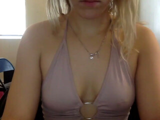 sadieleexo exquisite bitch pulls pussy