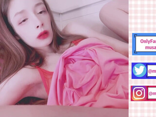 musa_nana_x redhead babe with big tits masturbating cunt