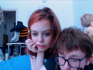 miashopper2 crazy slut shows off saggy tits