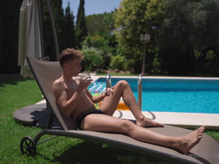 LockedSubJordy aka lockedsubJordy onlyfans hot private with a toy