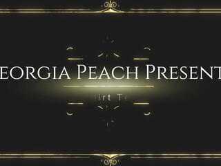 paypeaches cute doll gives her pussy a dildo