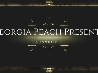 paypeaches beauty in stockings gently pulls pussy