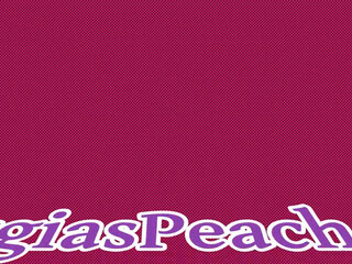 paypeaches petite chick fucks herself with toys