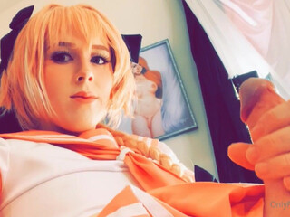 Shiri Allwood took off her dress