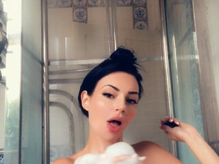 yvonne_bar impressive slut furiously masturbating vagina