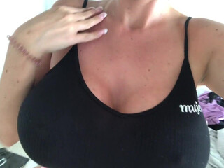 yvonne_bar lustful trance fucks girlfriend