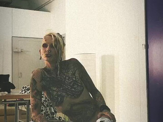 suma_koeln Lustful brunette