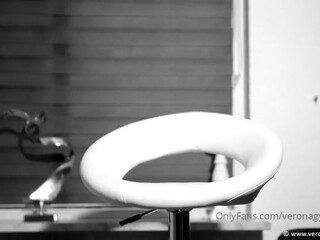 veronagymnast_ Mischievous curva