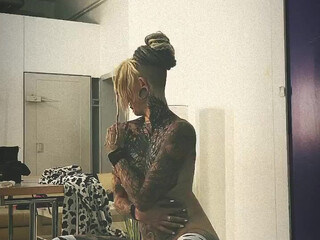 suma_koeln sexy nurse heals her gentleman with caresses