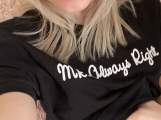 niko_belle big tits slut