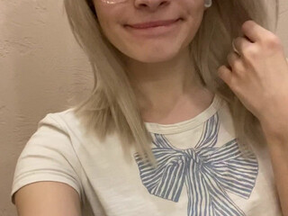 niko_belle mature fat lady jerking off her cunt