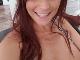 Syren De Mer onlyfans slag