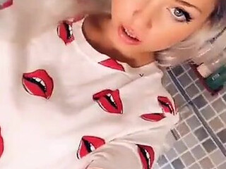 Paola_Skye onlyfans gently fucks pussy