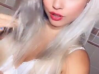 Paola_Skye onlyfans Lush redhead