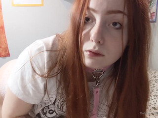 adulteressamber (Amber Addis) onlyfans crazy girl plows pussy with phallus