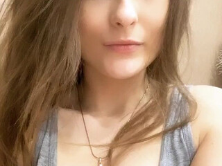 Sweet_Mia onlyfans test curly shy in fries