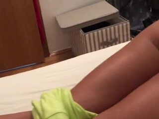 SoPeachyBaby onlyfans hot blonde girl masturbates cunt