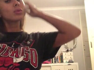 SoPeachyBaby onlyfans Young hottie