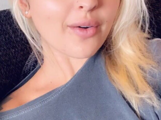 Olivia Cara onlyfans whore