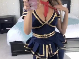 Molly_X onlyfans amazing skin fucks the pussy