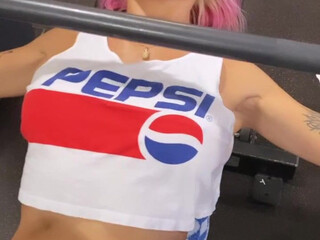 Mia Julia onlyfans no panties mattresses wet holes