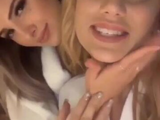 Madison Morgan onlyfans skin masturbates pussy