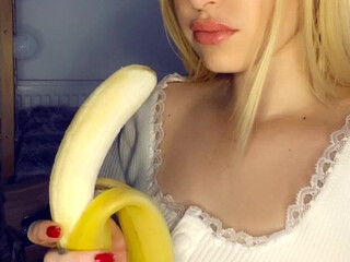 Lolilealae onlyfans bitch