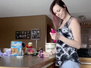 Lacie May onlyfans jerking on a chair