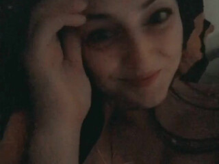 Katy Rose onlyfans adult mare jerks both holes with fingers