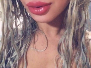 Julia Abrams onlyfans 02 March 2020