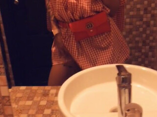 Julia Abrams onlyfans Curly woman