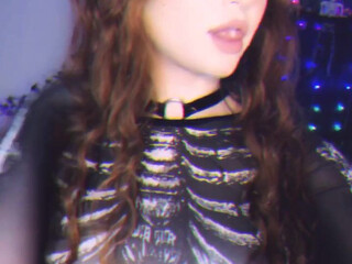 Halloween_costume_spanking___showing_off february 2021