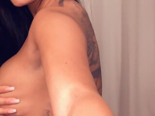 Daisy Marie onlyfans thick mare fucks both holes