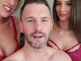 Blanche Bradburry onlyfans charismatic girl jerking juicy holes