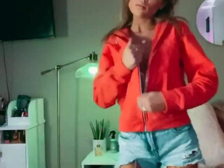 Annalise onlyfans Busty Beauty