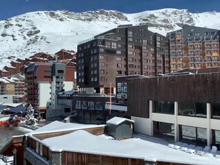 Anissa Kate onlyfans openwork blonde dancing a striptease