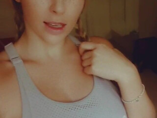 Anastasiaxxx89 onlyfans busty small exposes her charms