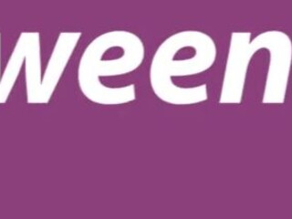 Amber Jayne onlyfans gorgeous babe licks dildo