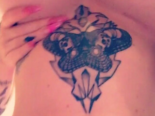 Alicia Amira onlyfans slut shows his designed holes