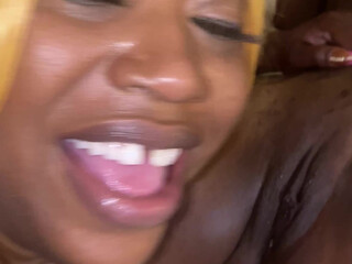 yumtheebossxxx onlyfans whore babe masturbates pussy