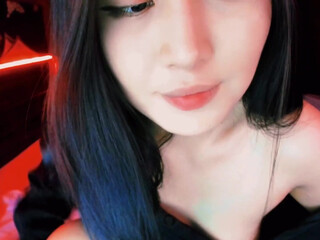 liraia Charming brat