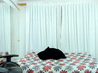 kem_indians cute babe caresses shaved cunt