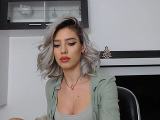 i_am_sarahxxx Sexy lady