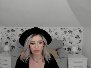 i_am_sarahxxx desired nurse sucks penis