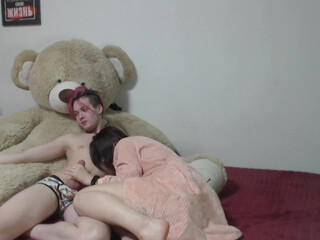 hollyandtommy_romeo whore babe jerks off through panties