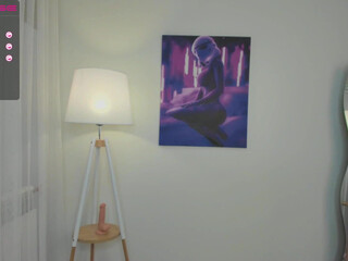 viola_orey a nice babe kneads her cunt