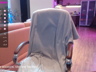 sexmetalbarbie_ Fishnet brunette